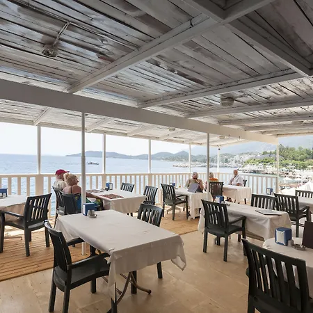 水族公主酒店 3* 卡斯